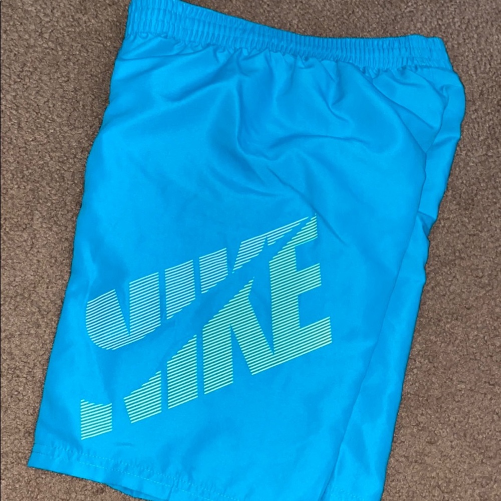 New Nike kids boys swim trunks size large medium